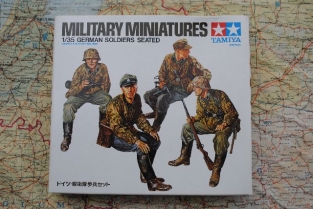 Tamiya 35109  GERMAN SOLDIERS SEATED